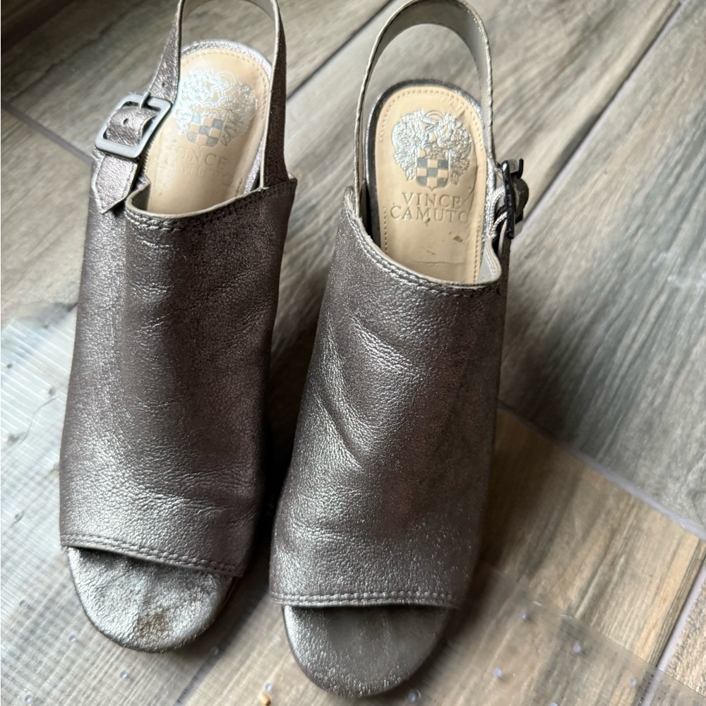 Vince Camuto Sandals
